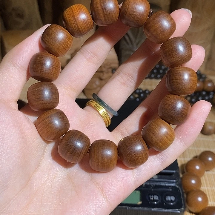 添***饰香榧木老山檀香1516