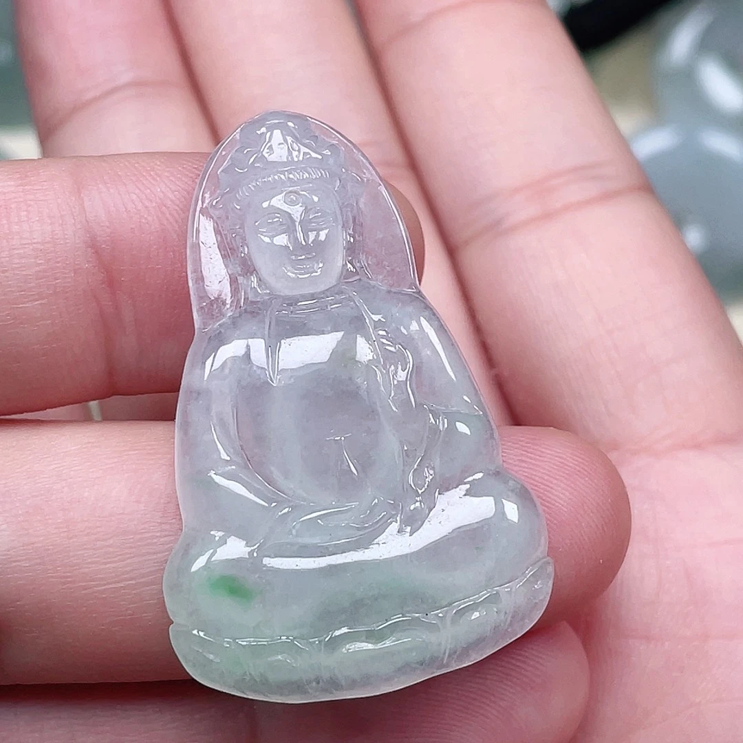 颈饰未镶嵌翡翠观音