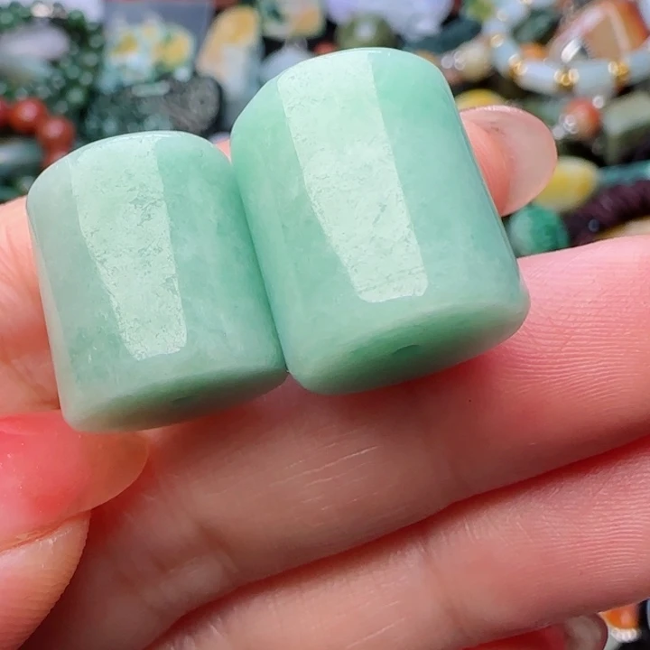 翡翠颈饰未镶嵌香**毒天然A货