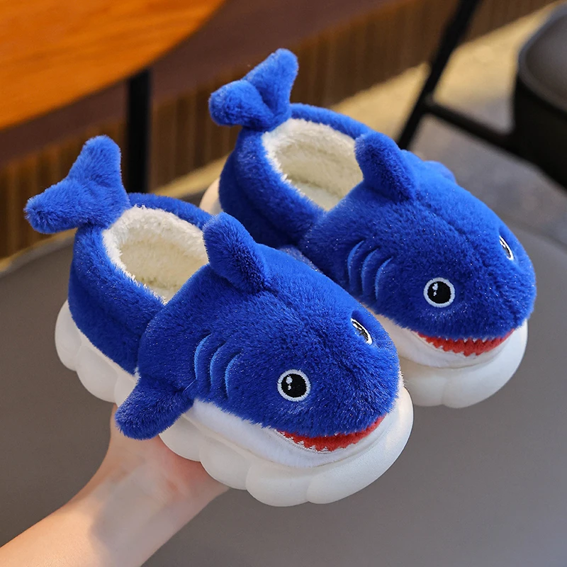 冬季儿童包跟棉鞋男女童保暖加绒包跟鲨鱼毛毛厚底亲子宝宝棉拖鞋