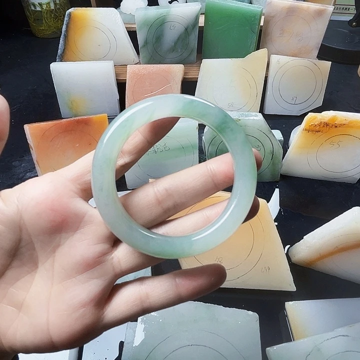 定制石英质玉（非洲翠）
