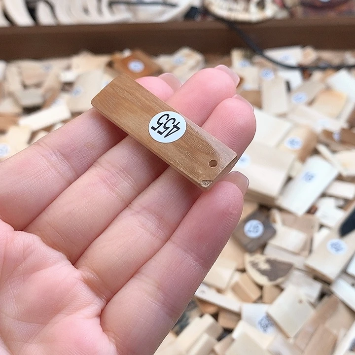 泥塑不打孔联系客服