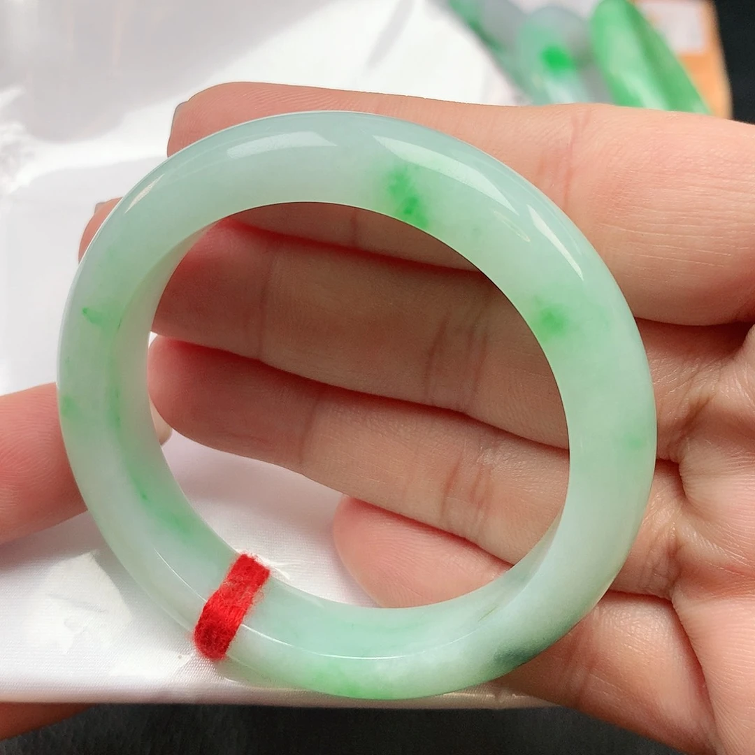 翡翠手镯未镶嵌正圈881776