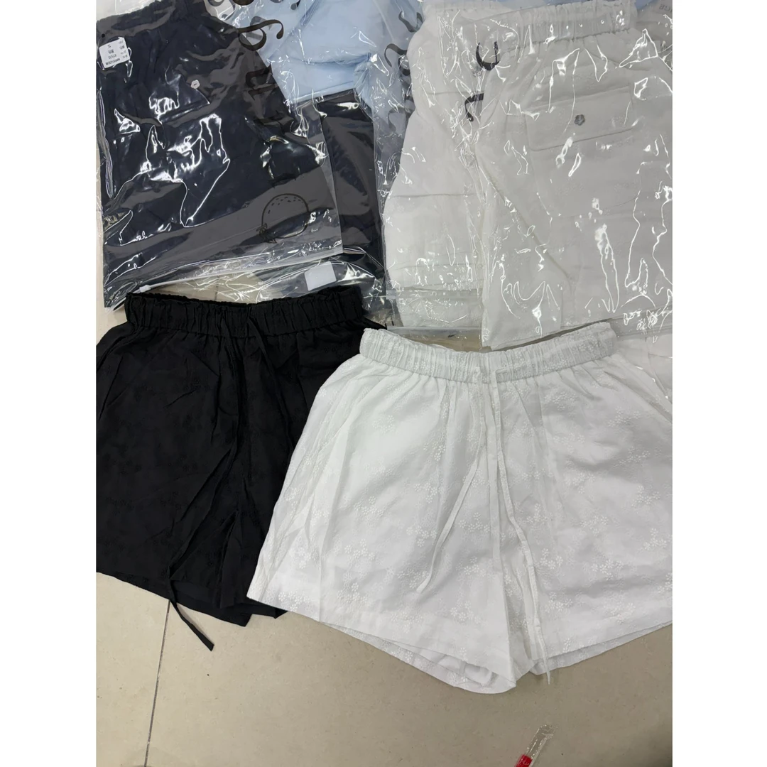 十三行Orange-夏季福秒纯色小花简约休闲短裤#R1570