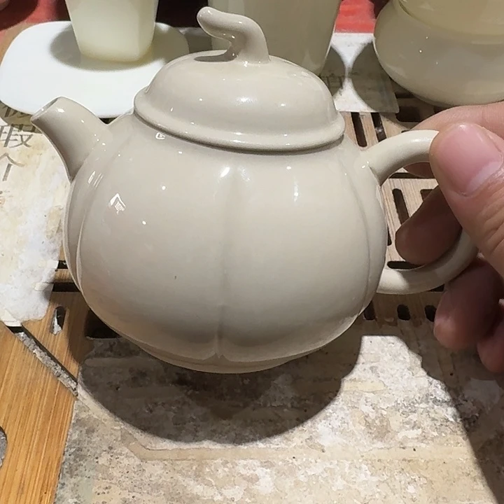 瑕疵茶具，介意勿拍