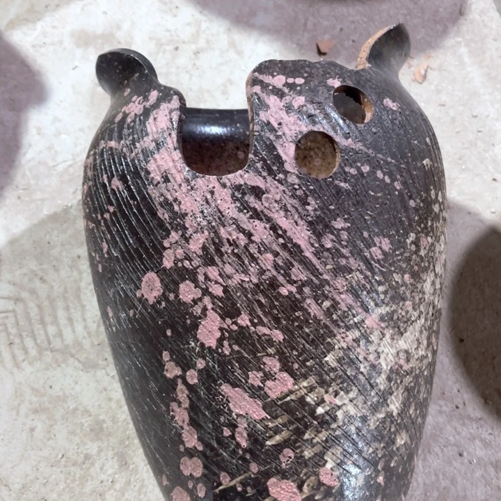 紫砂花盆口径20高度28一只小瑕疵