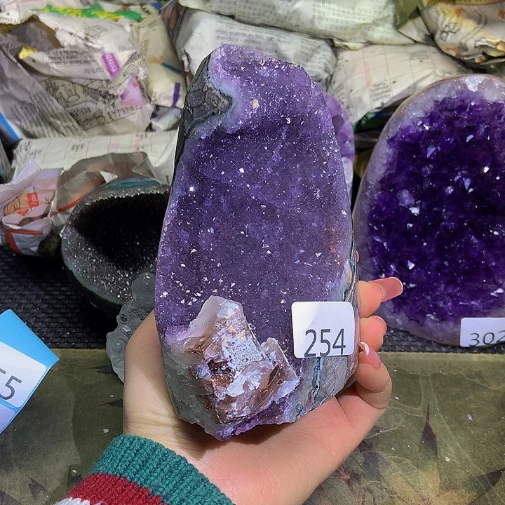 紫晶大型摆件（非配饰）未镶嵌