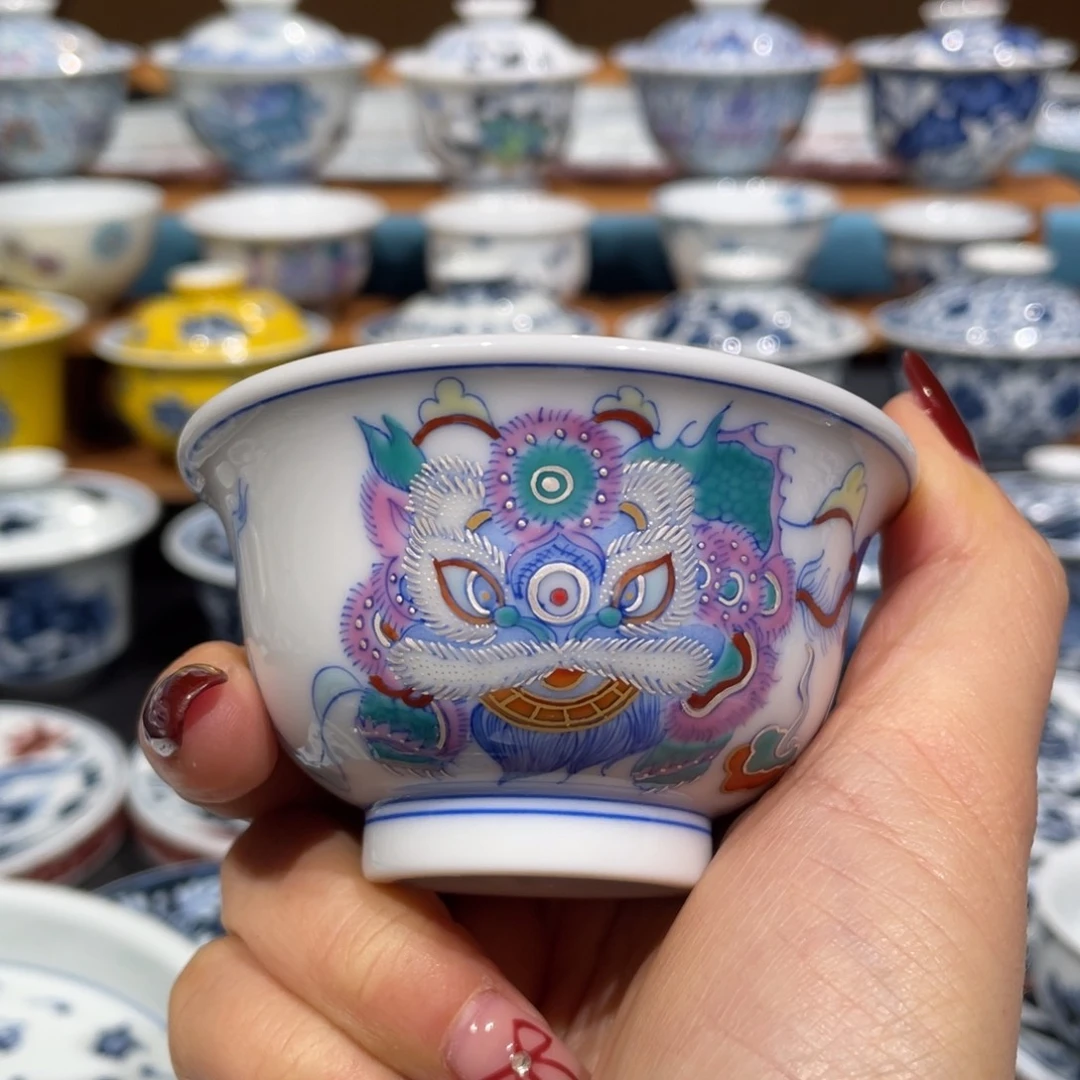 景德镇陶瓷手工艺术