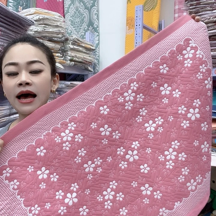 棉粉色雪花纯棉面料