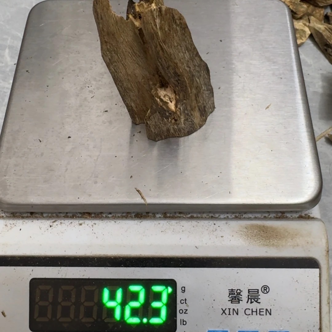 沉香碎屑沉香绿绮楠沉香42克