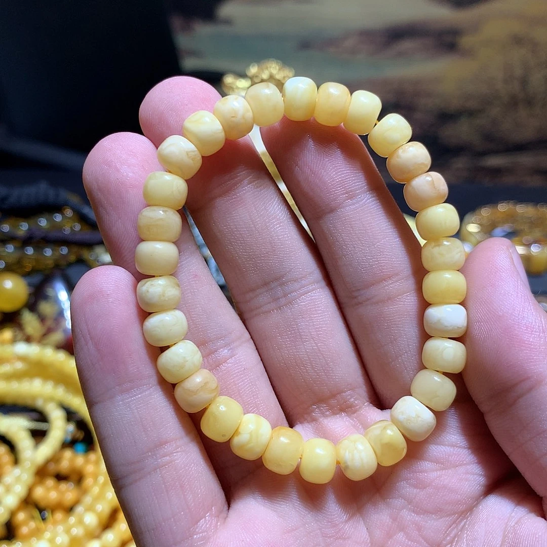 未镶嵌琥珀珠宝奇石