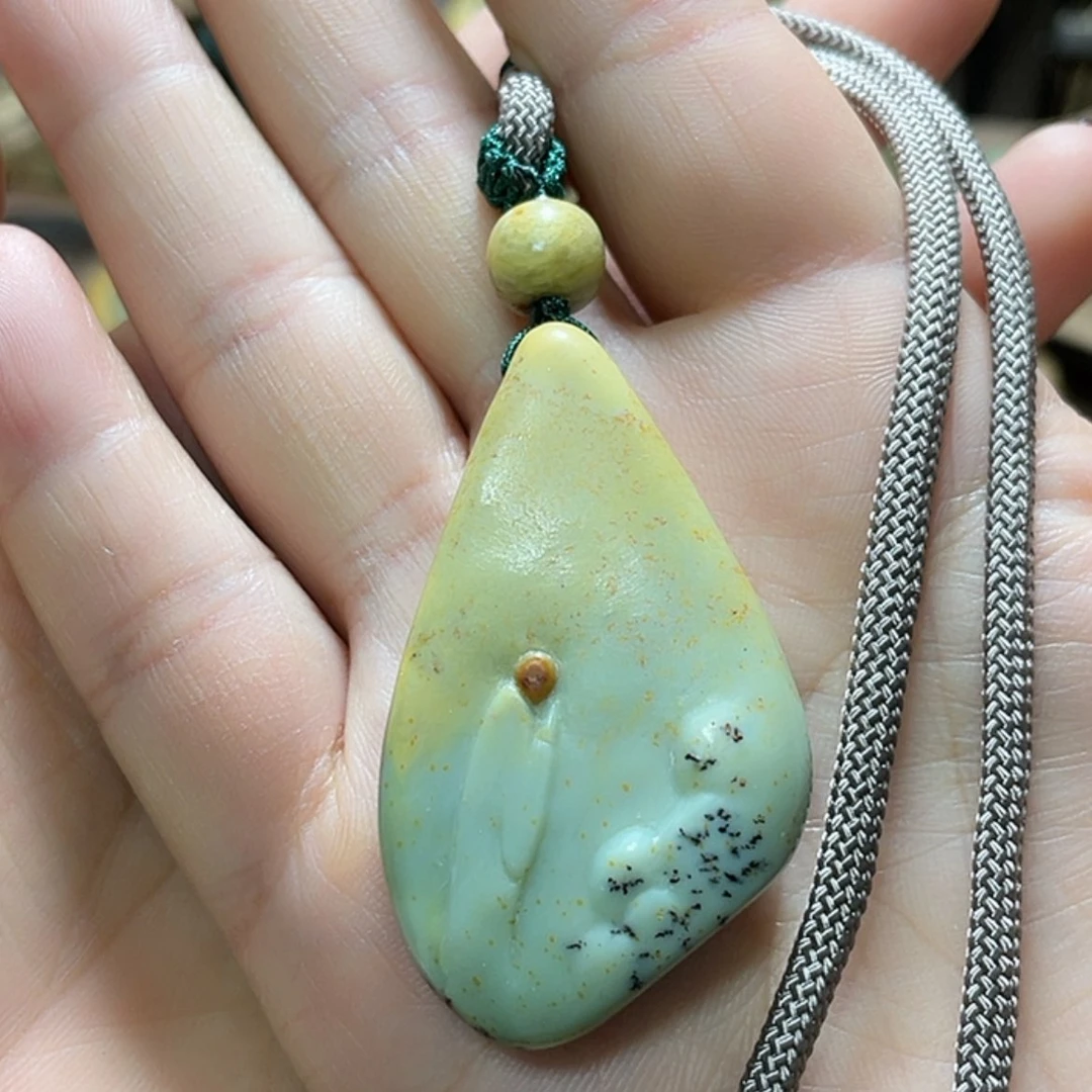 【闪购商品】岫岩河磨玉（透闪石质玉）挂件未镶嵌我**一