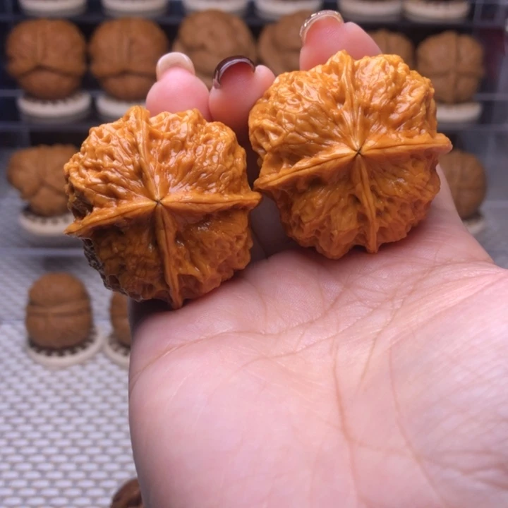 文玩核桃把件27号凤凰牡丹39尺