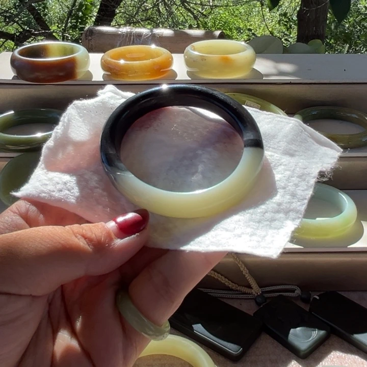 不***˘和田玉手镯未镶嵌新疆籽青花51+贵妃