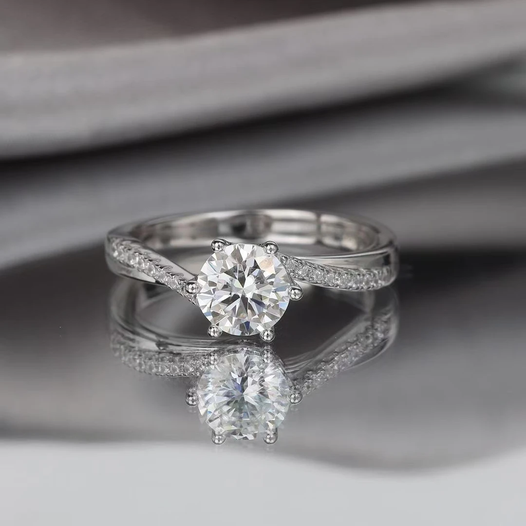 925银莫桑石银制品 【微镶扭臂皇冠】0.5克拉-2克拉百搭/合成碳硅石