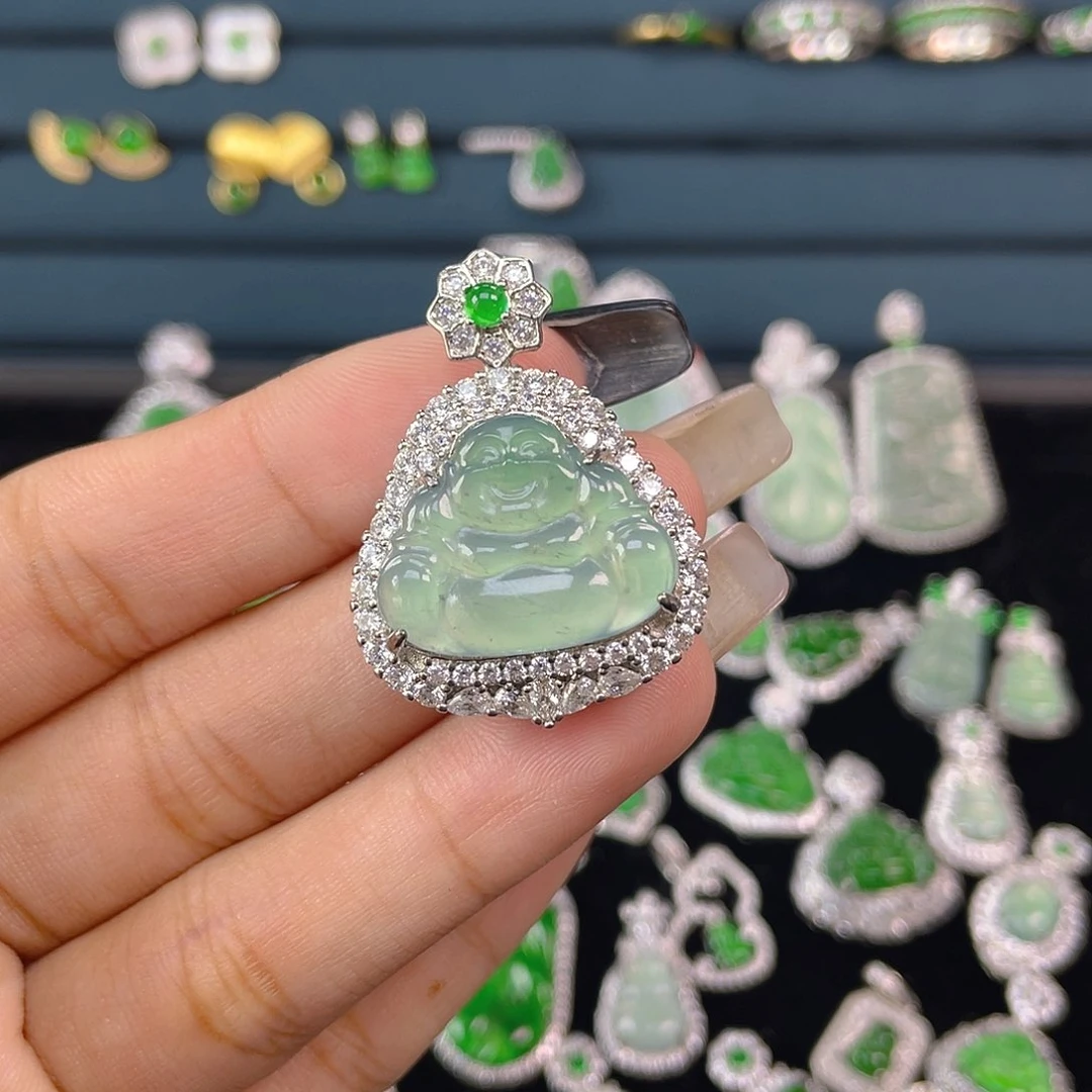 吊坠(不含链)未镶嵌翡翠