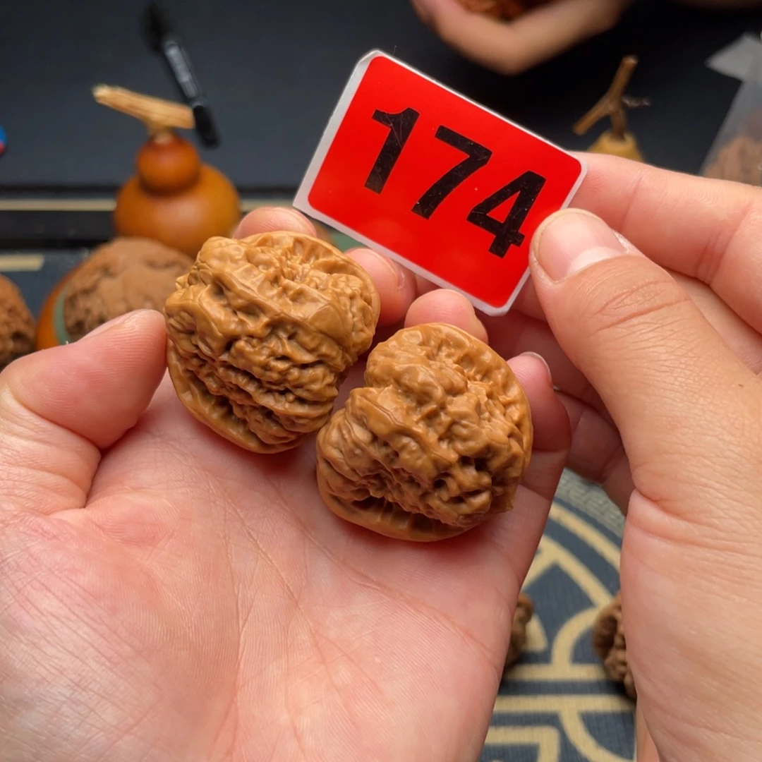 吊坠文玩核桃36蛤蟆头一174号