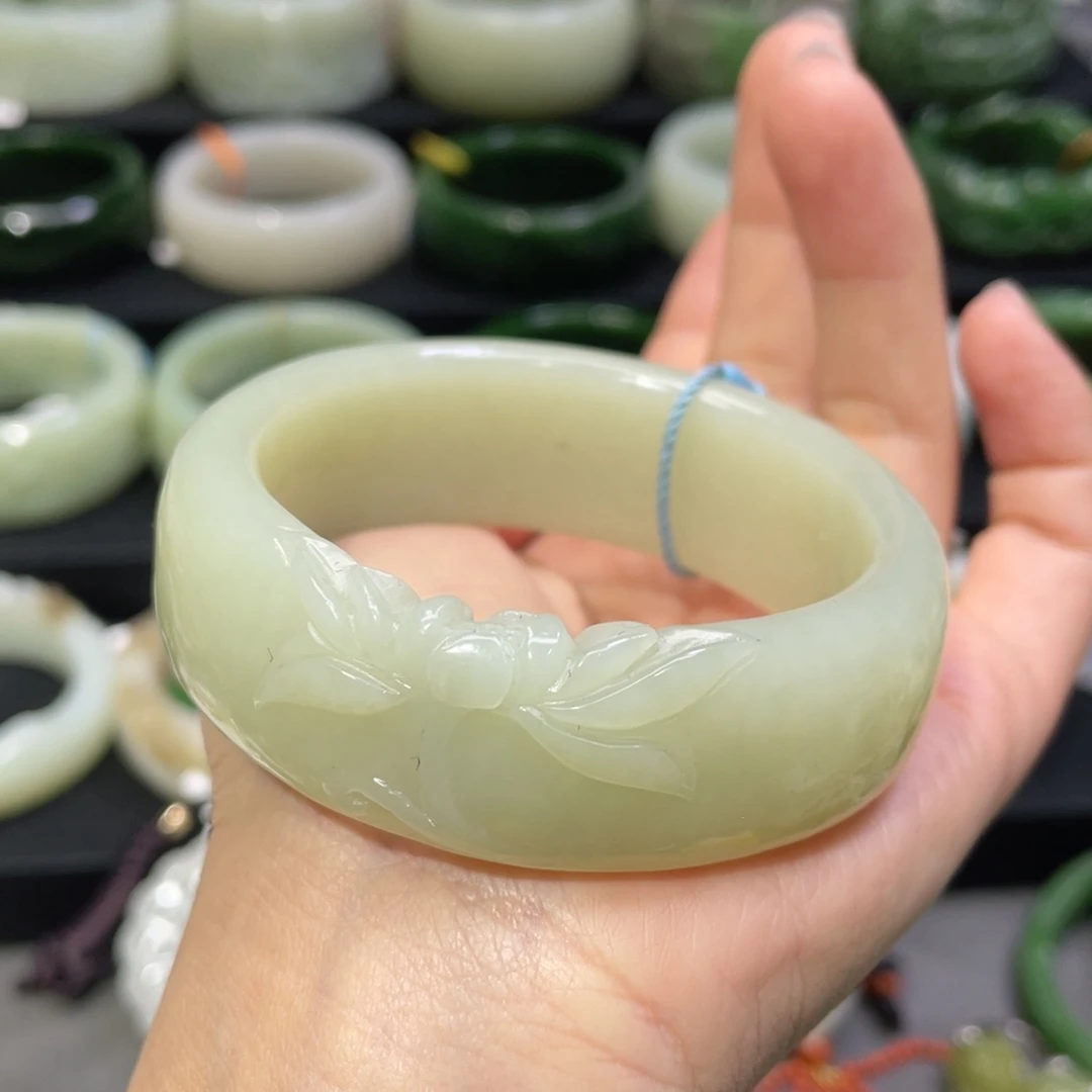 未镶嵌手镯和田玉2