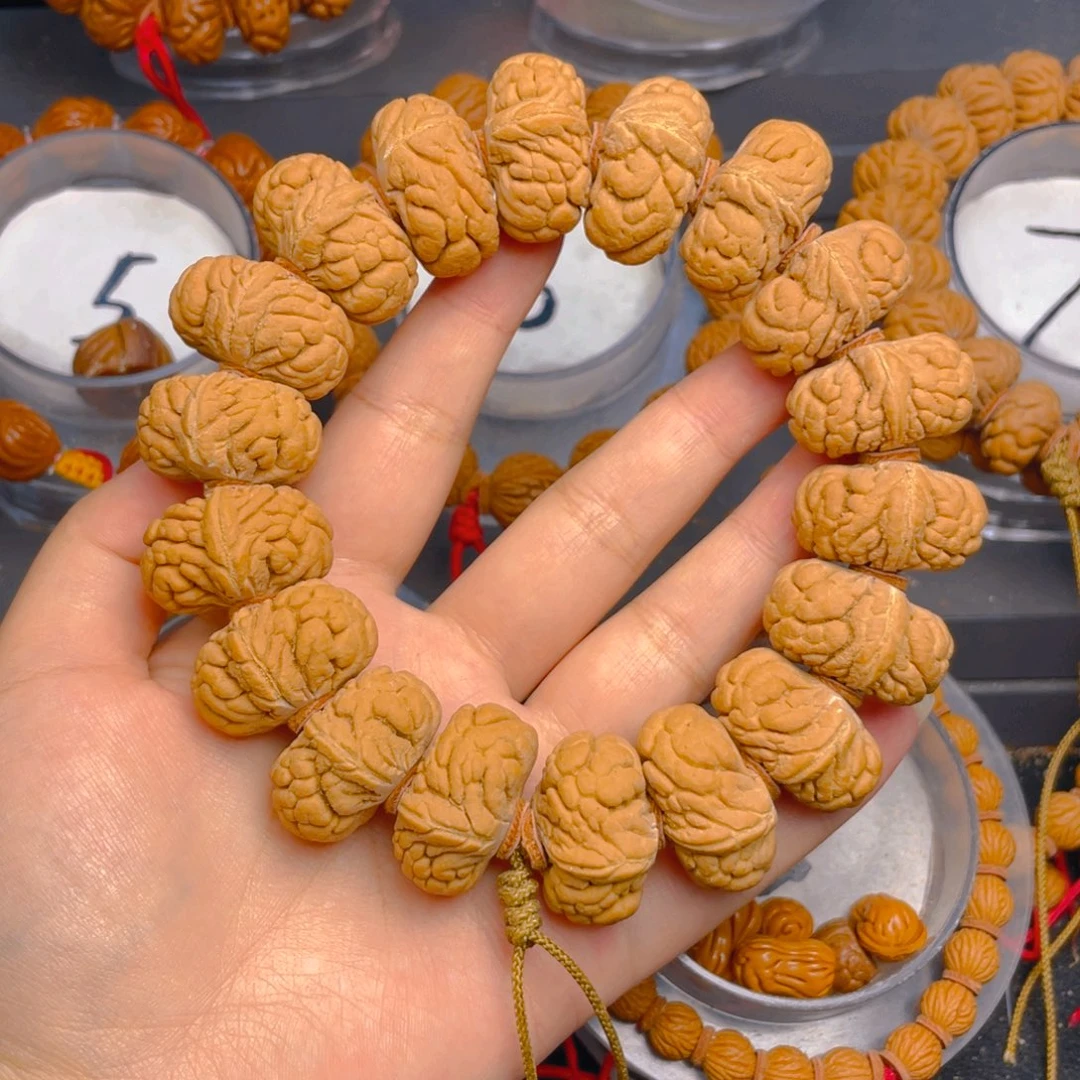 桃核吊坠霸王龙2.6