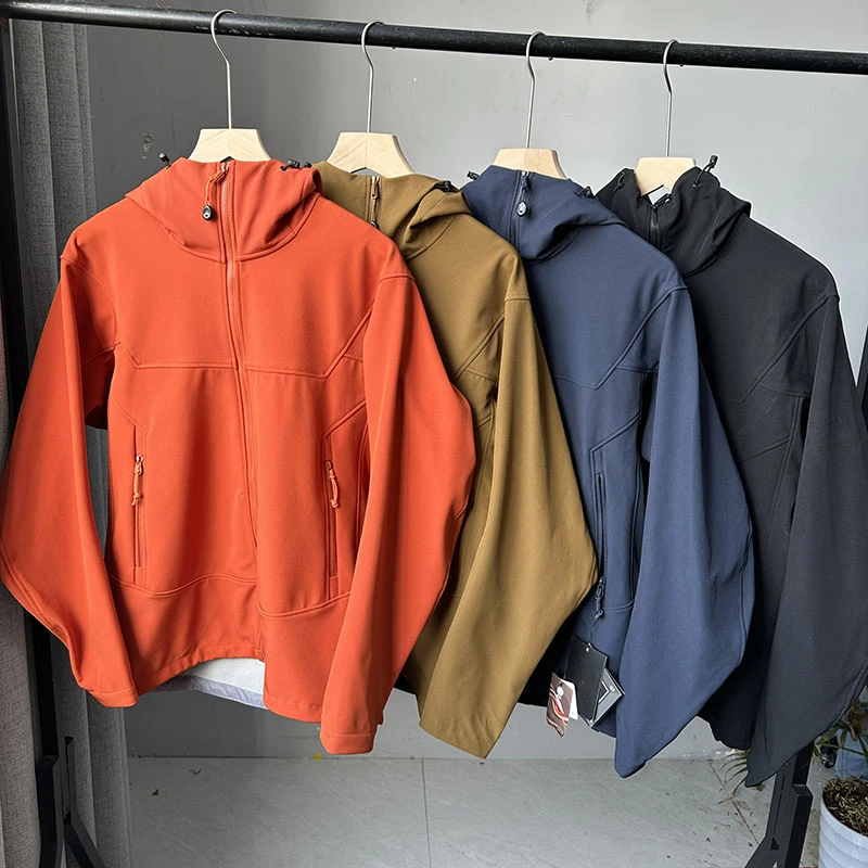 软壳冲锋衣男女情侣款秋冬季户外防风防泼水加绒加厚保暖夹克外套