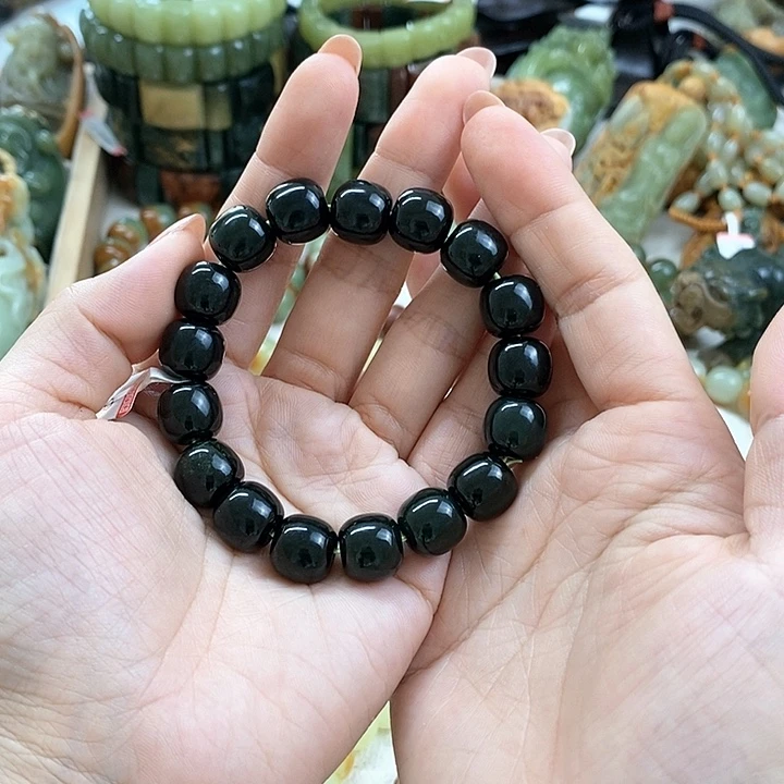 未镶嵌手链透闪石质玉?*?