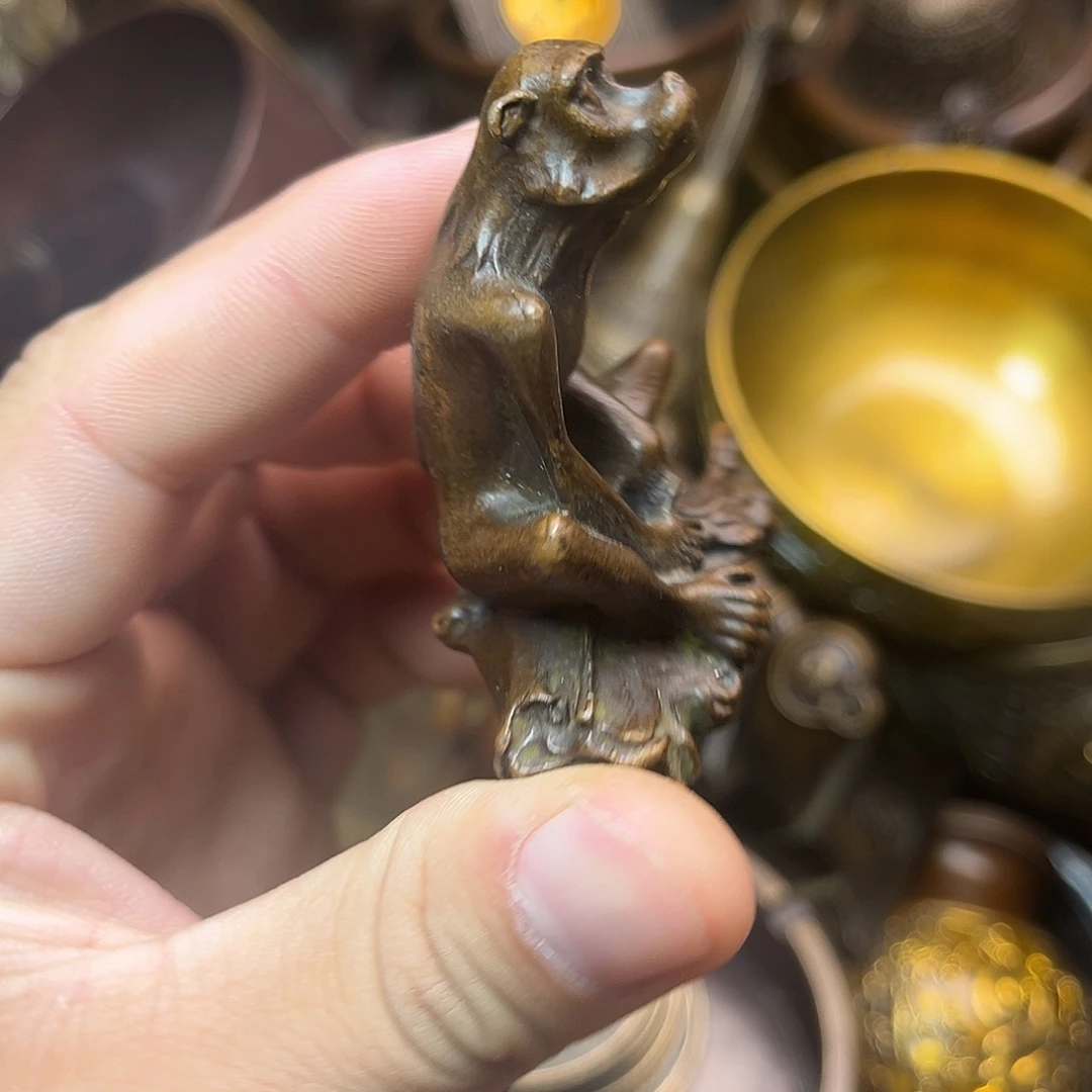 精美铜器工艺品等