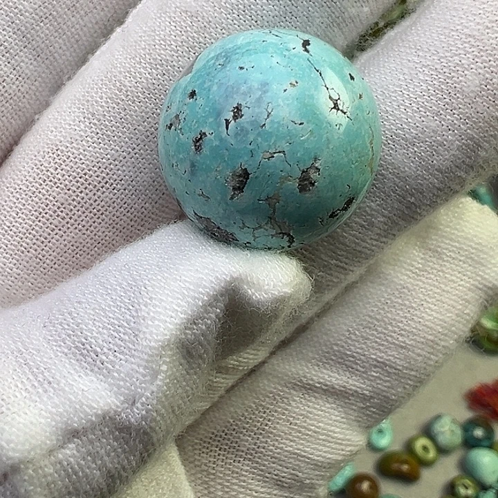 南红玛瑙未镶嵌珠宝奇石