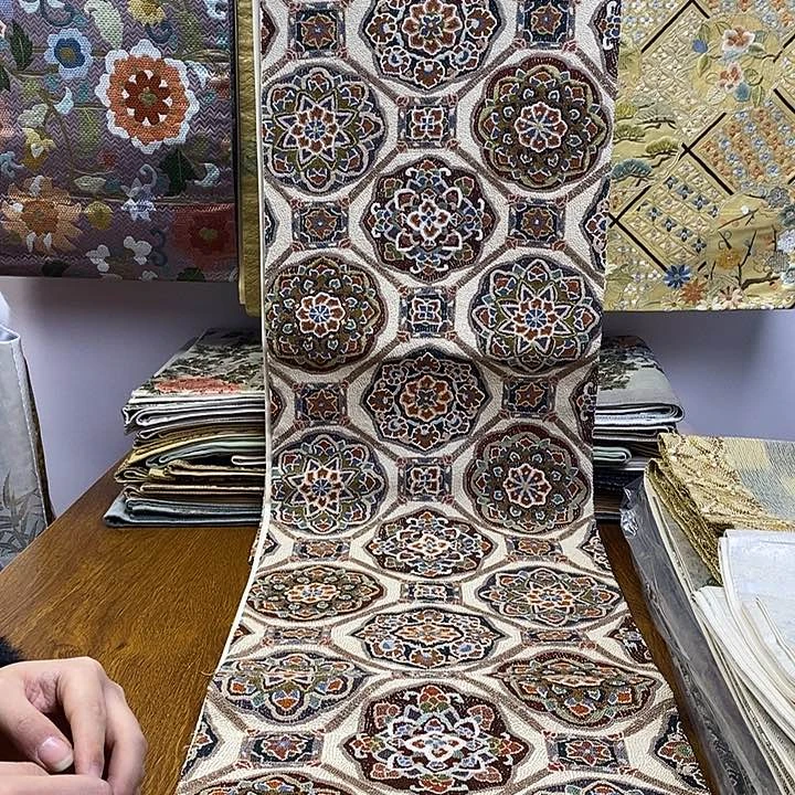 刺绣西阵织打籽绣