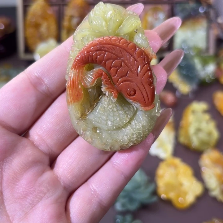 未镶嵌蛇纹石玉颈饰