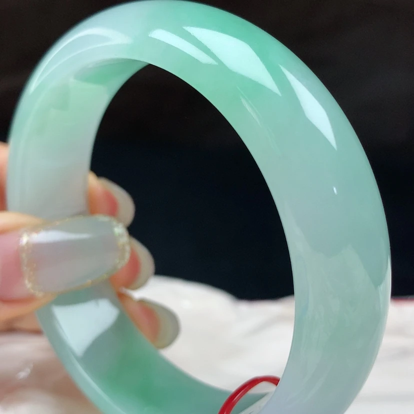 【闪购商品】未镶嵌手镯翡翠97215，