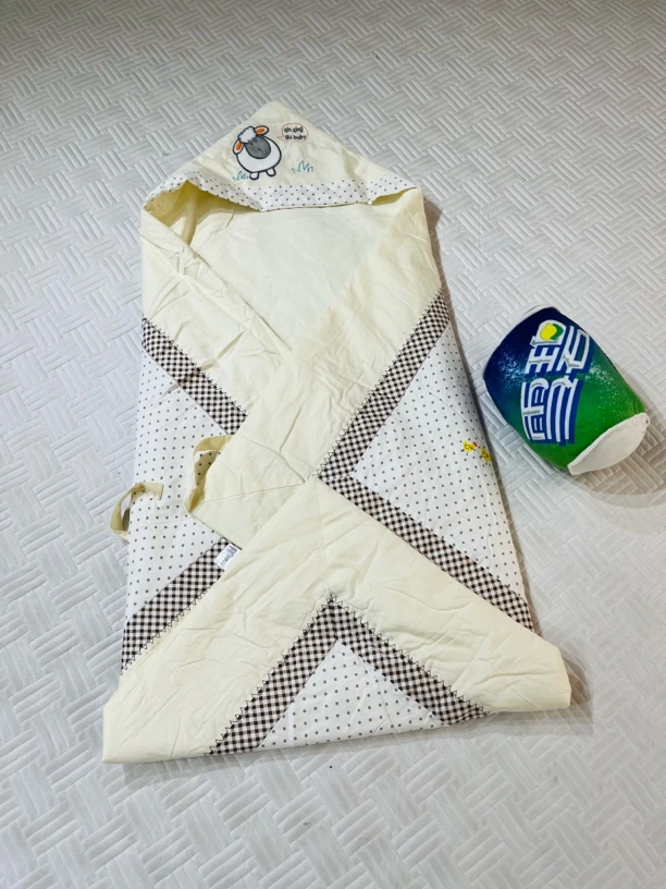 有库房味新生儿包被多用盖被微瑕～T519