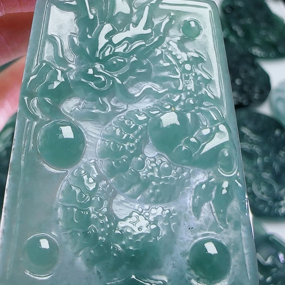 翡翠挂件未镶嵌111111111211