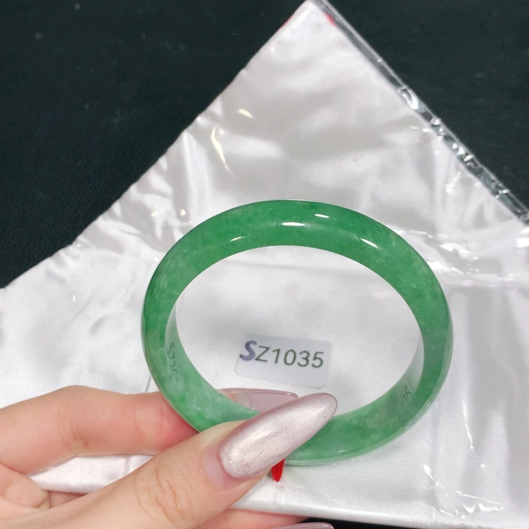 翡翠未镶嵌手镯Sz1035-04