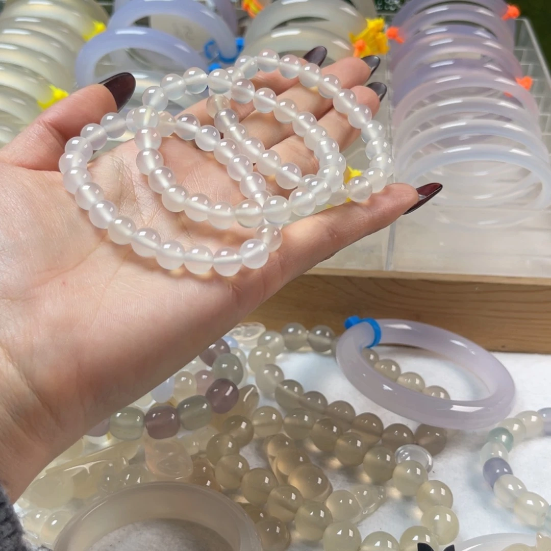 手镯玛瑙/玉髓未镶嵌