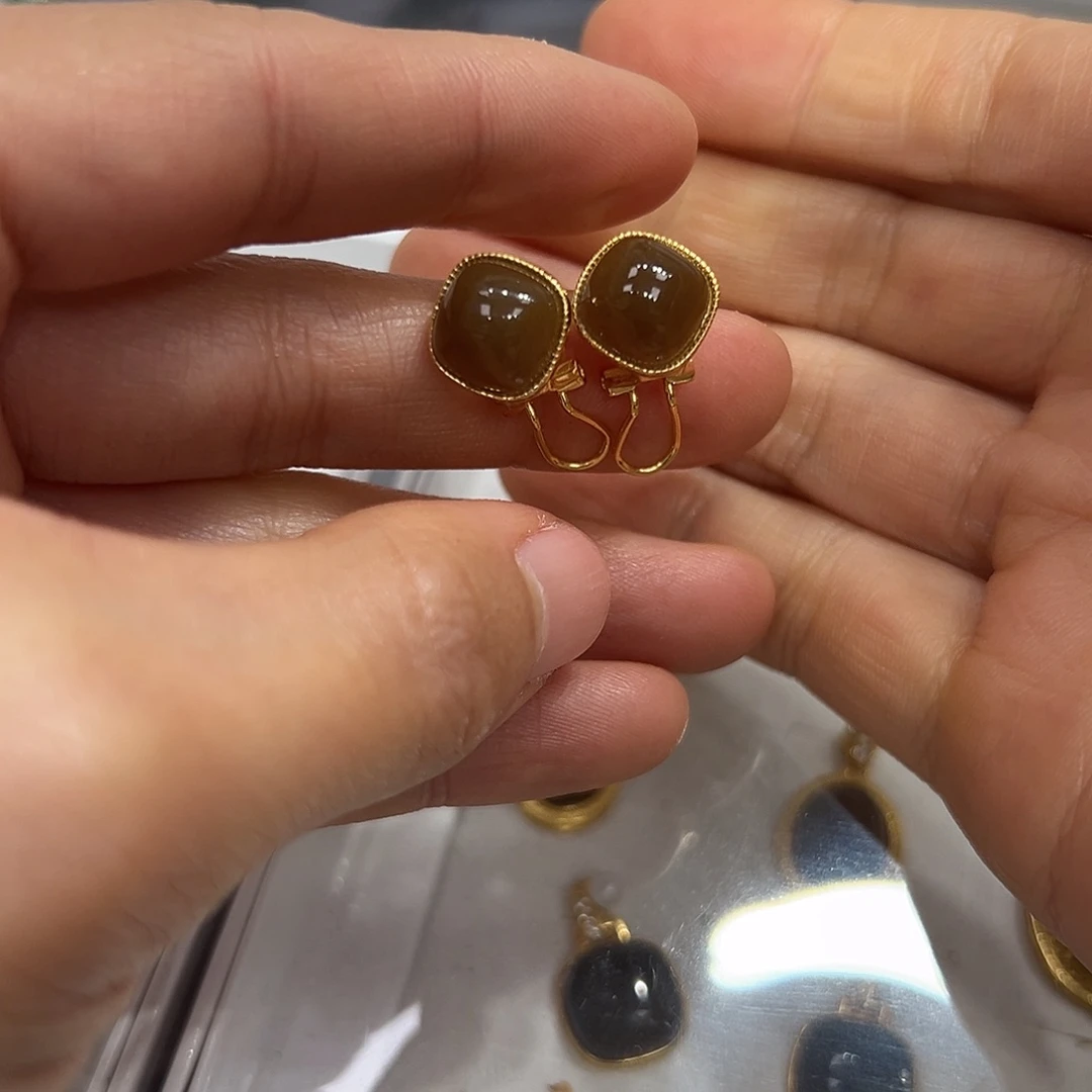 和田玉耳钉银S925镶嵌艾**景