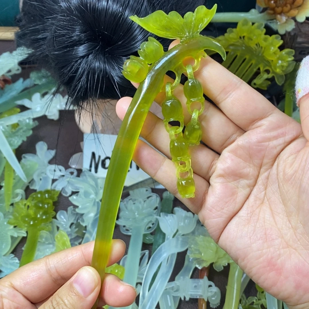 蛇纹石玉未镶嵌发饰