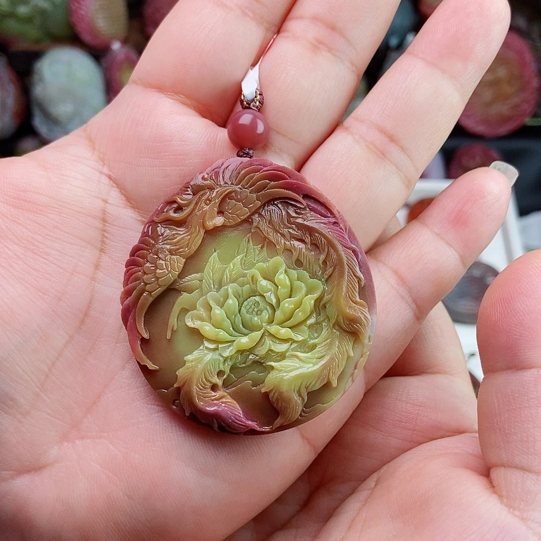 未镶嵌石英质玉（盐源）珠宝半成品