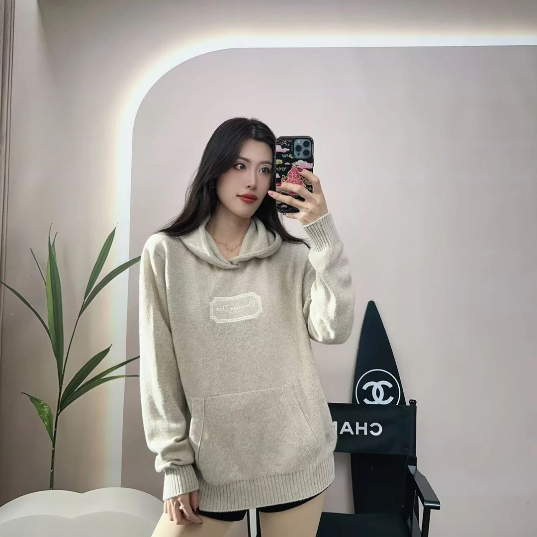 95新 DIOR/迪奥 麦殿/卫衣M码白色/250130VHHZY02