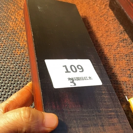 香***指紫檀木料一手货源瑕疵