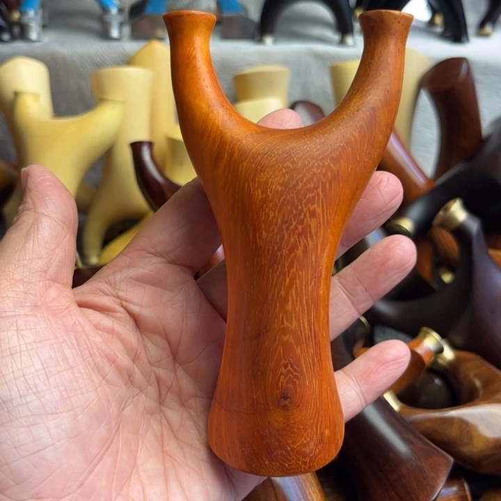 大果紫檀(缅甸花梨)瑕疵