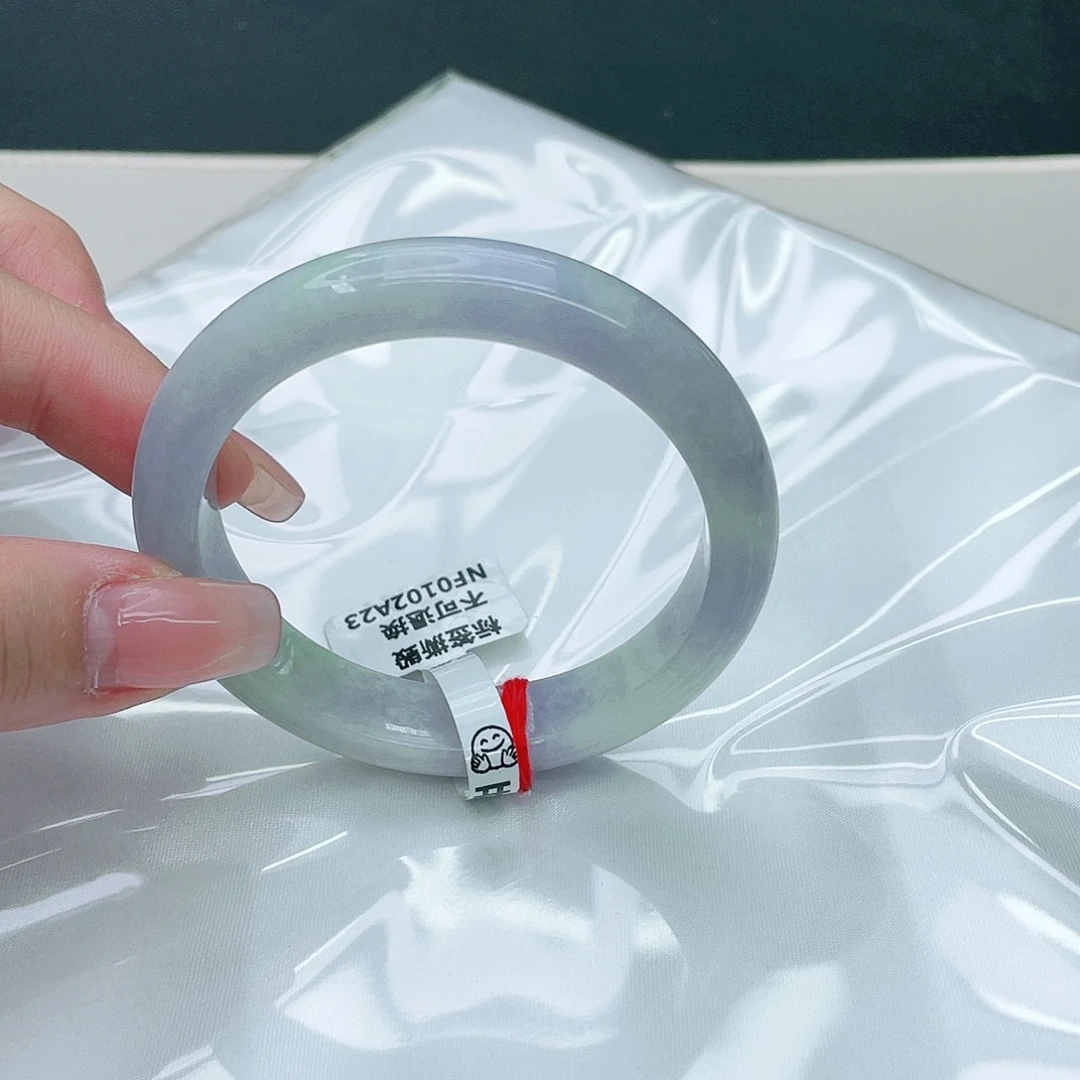 翡翠手镯未镶嵌正54,6