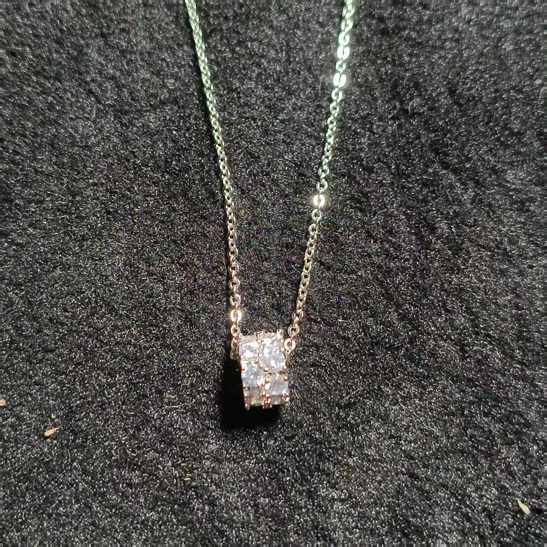 【南非定制】经典高级轻奢大气百搭吊坠  xb12624