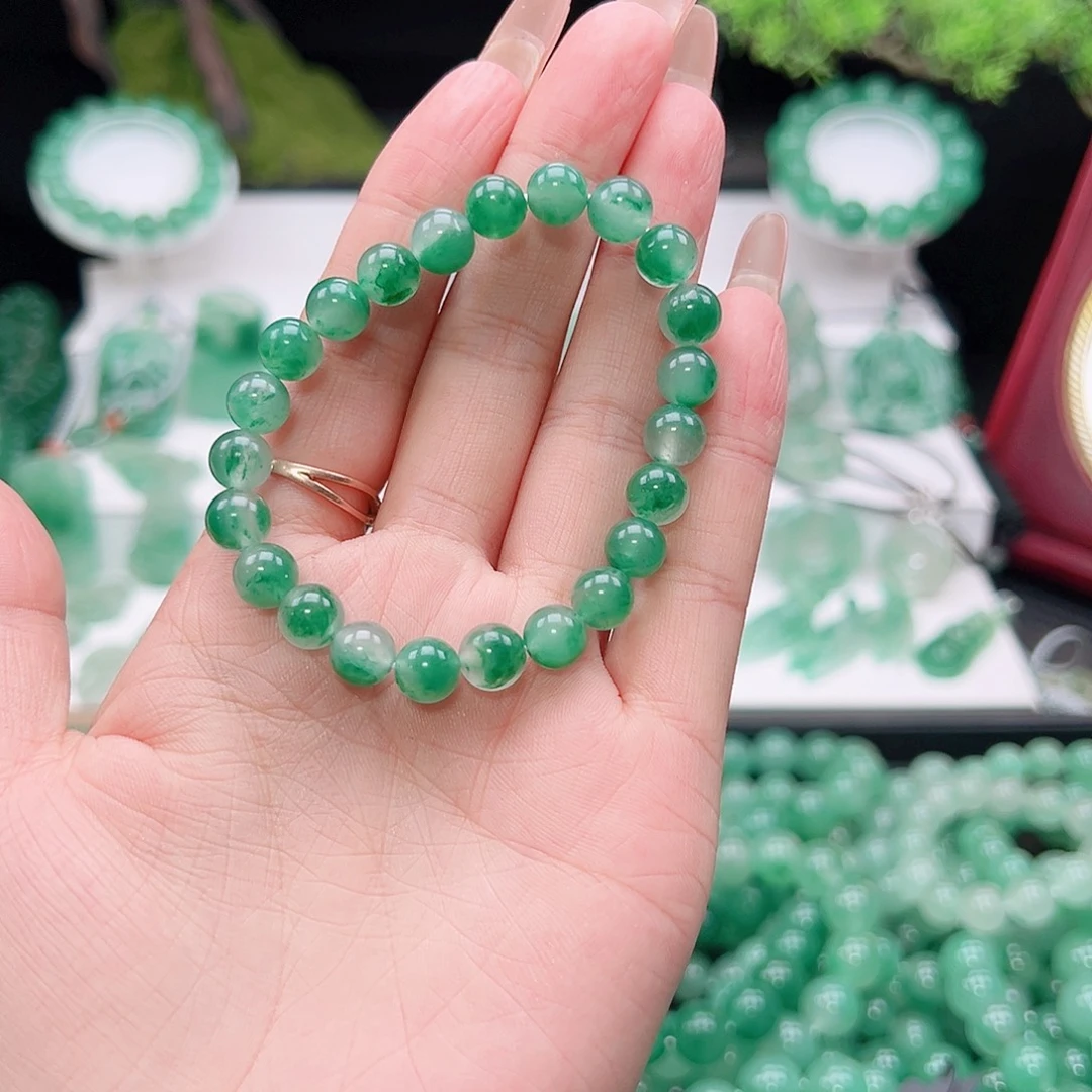半***夏石英质玉（非洲翠）未镶嵌手链