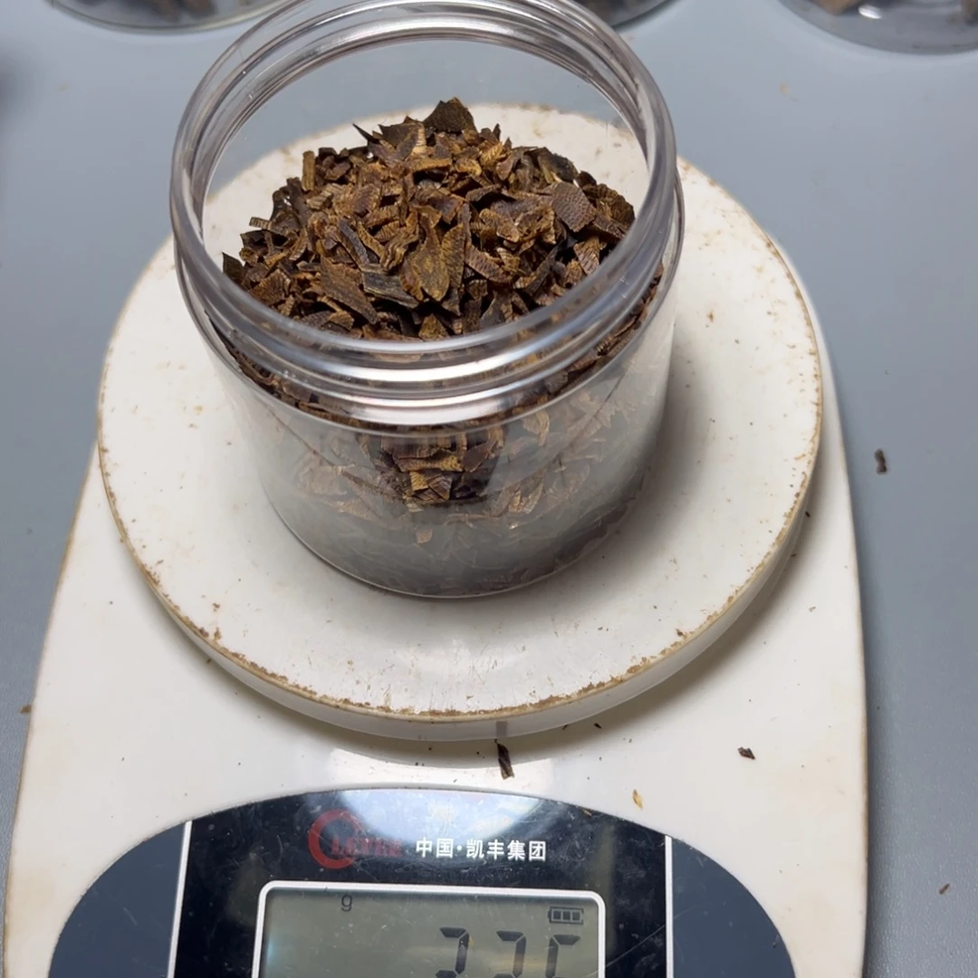 玉***姐树脂制品海南黄棋切丝料32g