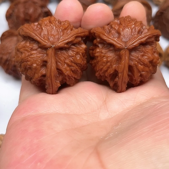 文玩核桃吊坠我想要