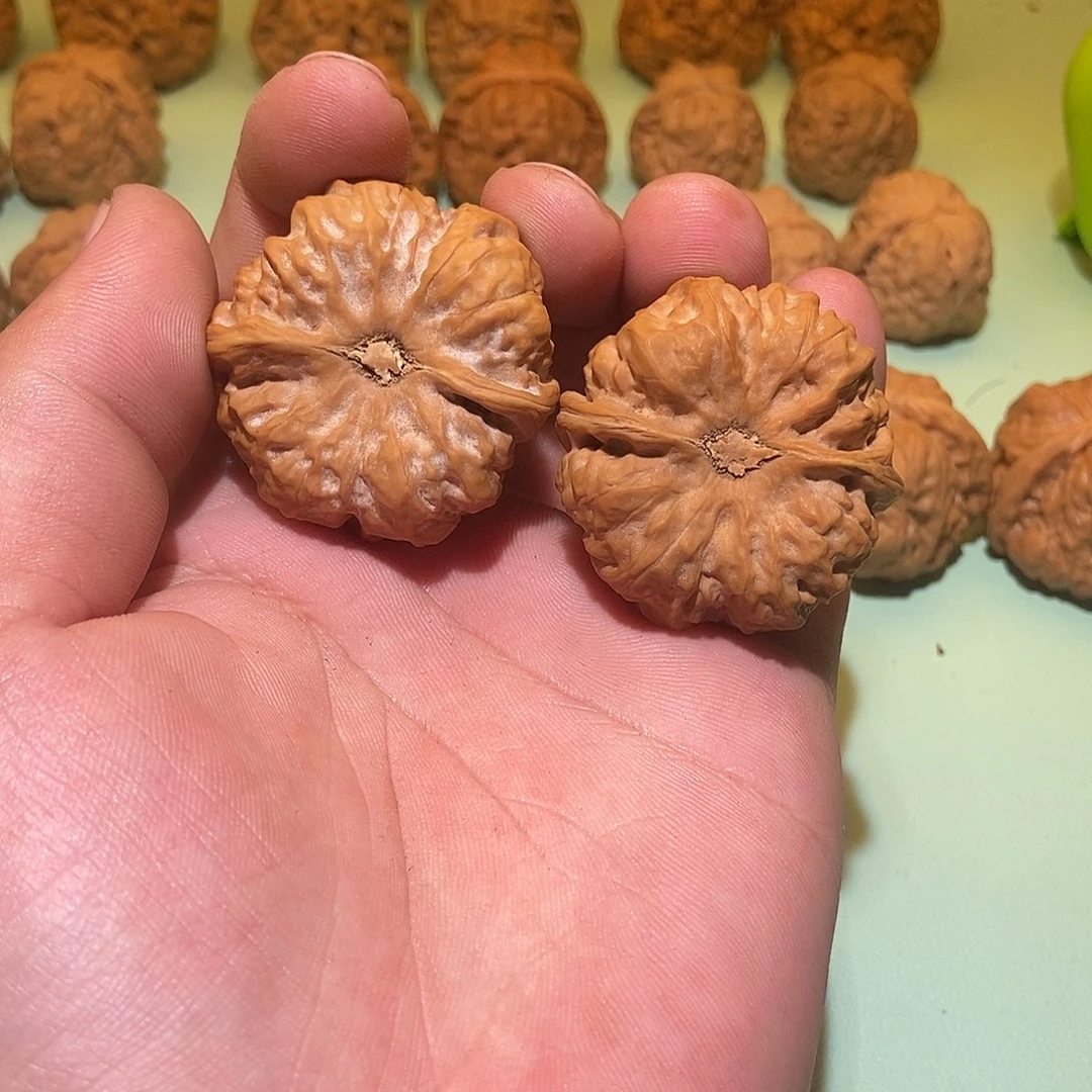 文玩核桃吊坠H****蛤蟆头41一对