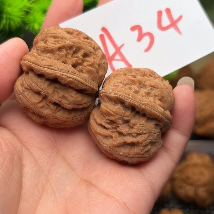 好***哈文玩核桃把件核桃