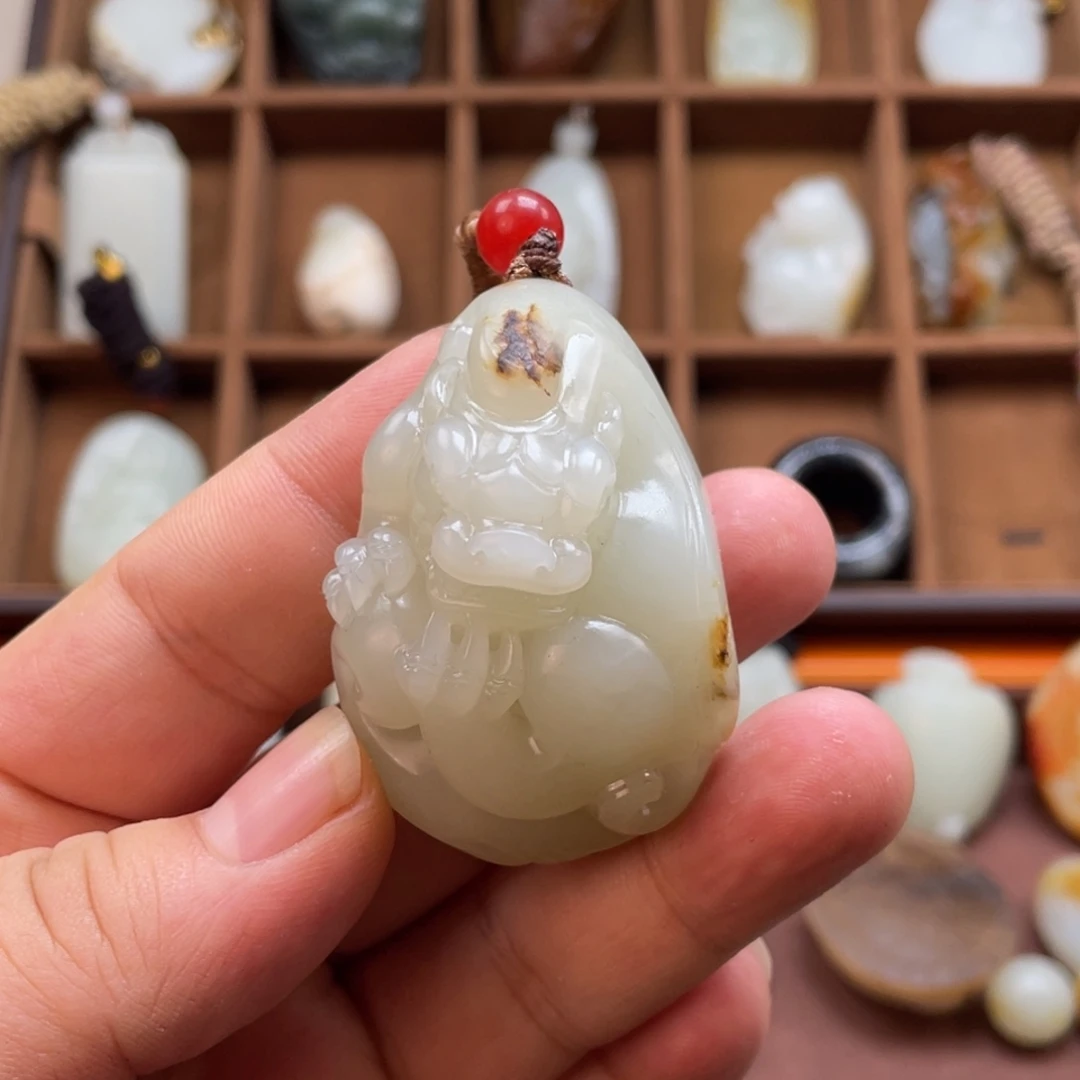 和田玉未镶嵌挂件