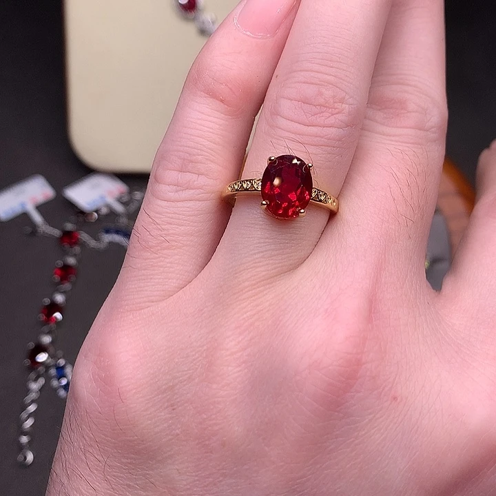 银S925镶嵌戒指红宝石