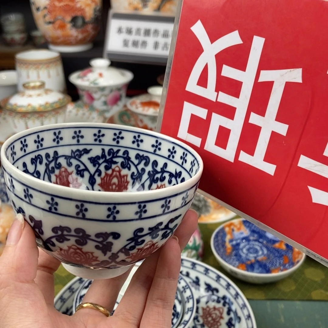 陶瓷的设计师是一个
